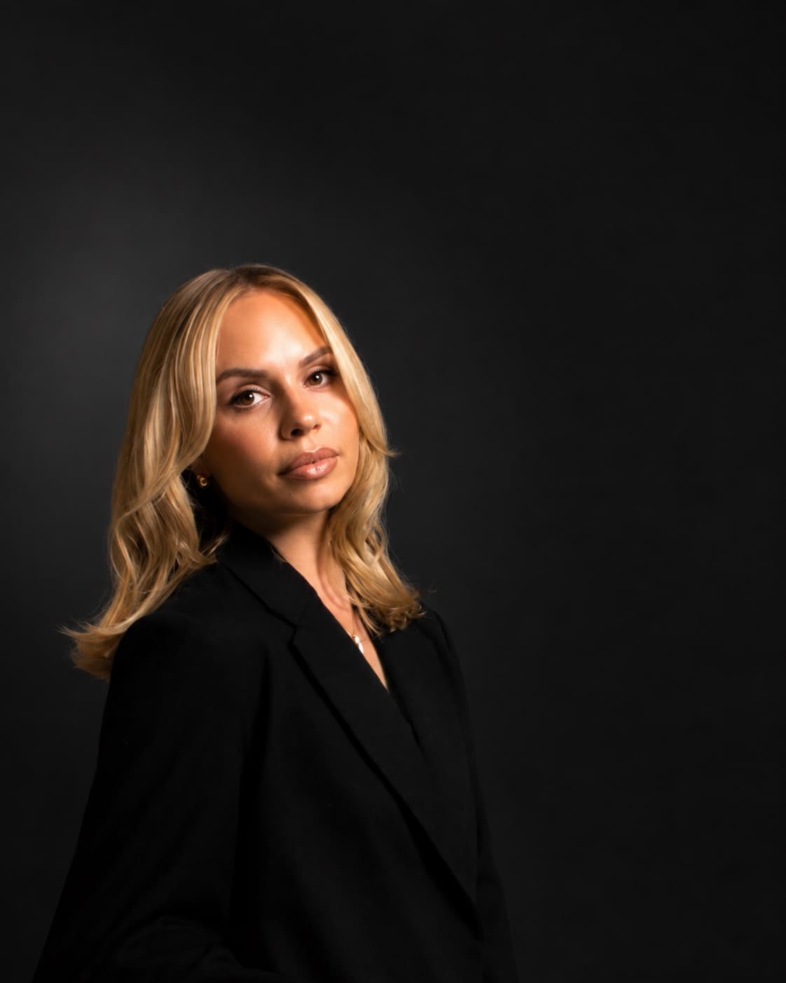 Mackenzie Roscoe, Hair Stylist at Triune Salon